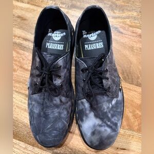 Dr. Martens Black and Gray Patterned Oxfords